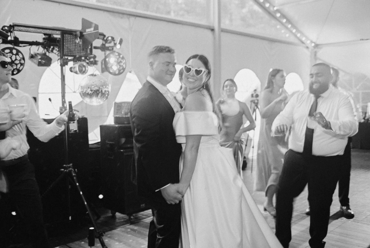 A Classic Wedding for Taylor and Joe