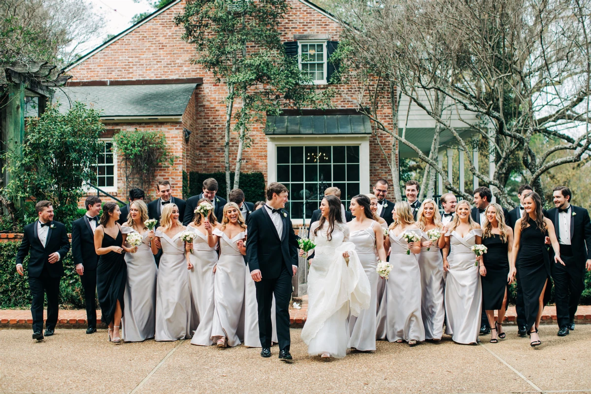 A Classic Wedding for Taylor and Reed