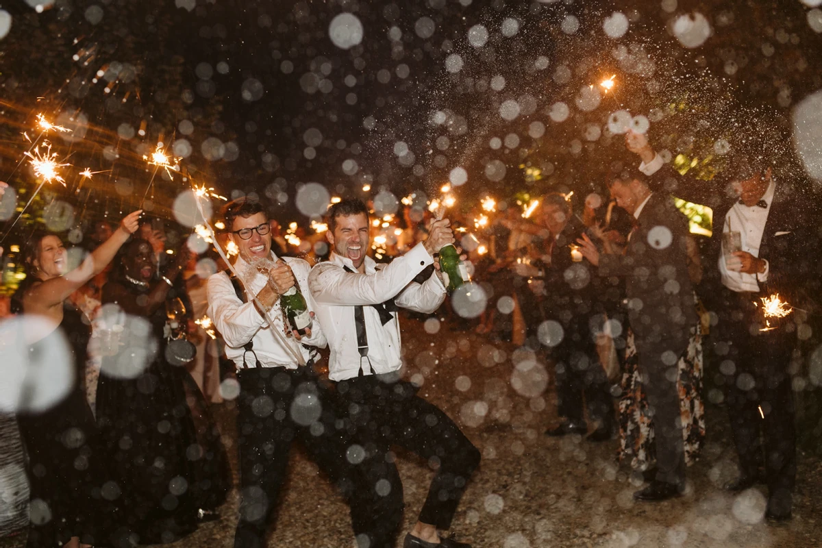 A Glam Wedding for Taylor and Jeff