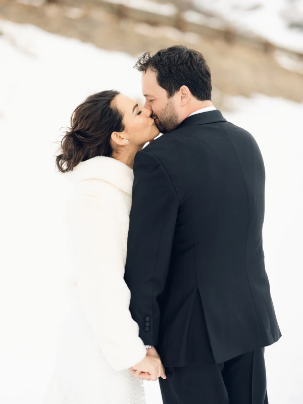 A Mountain Wedding for Teissia and Todd