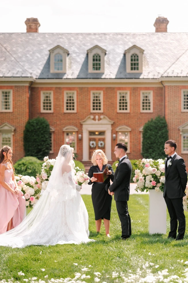 The Estate at River Run