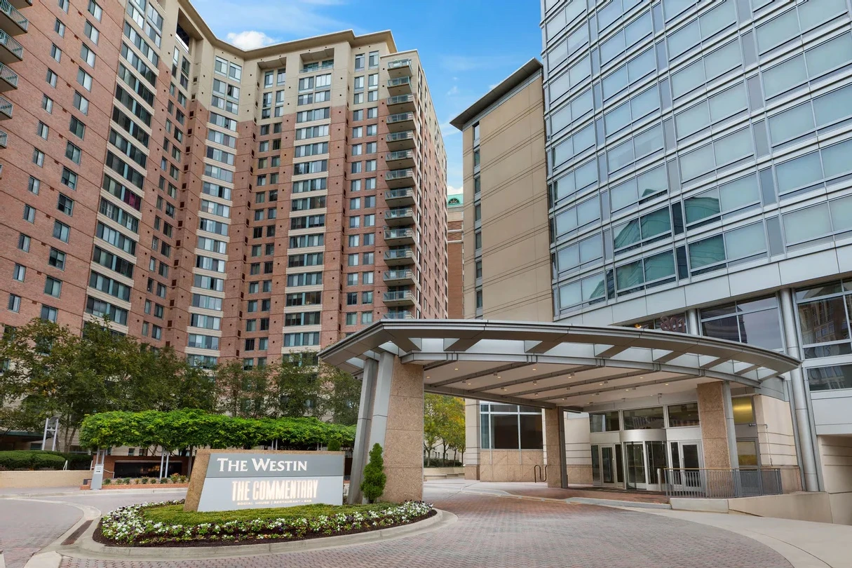 The Westin Arlington Gateway