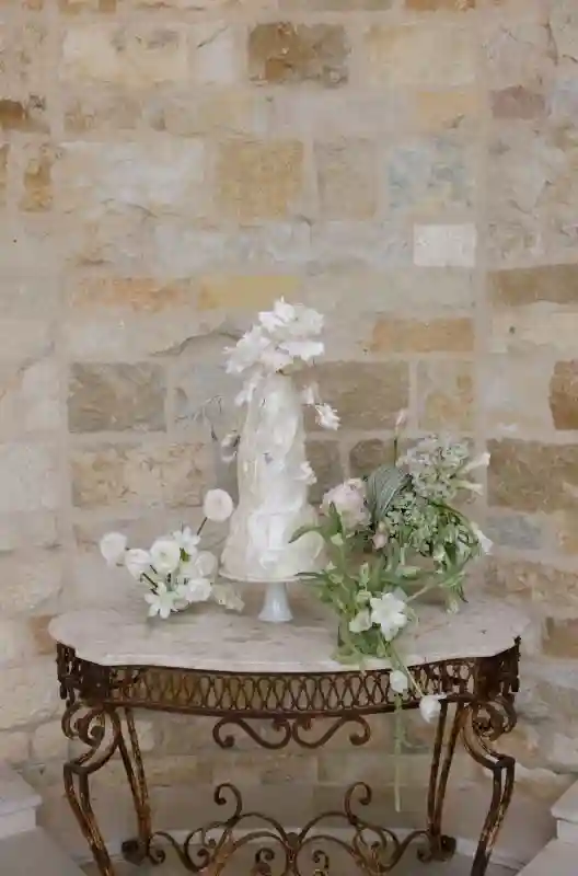 A Vineyard Editorial for Odette and Alexander