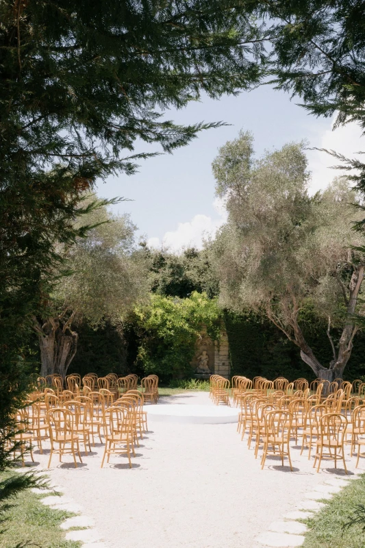 A Classic Wedding for Valentine and Jason