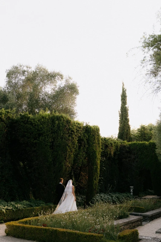 A Classic Wedding for Valentine and Jason