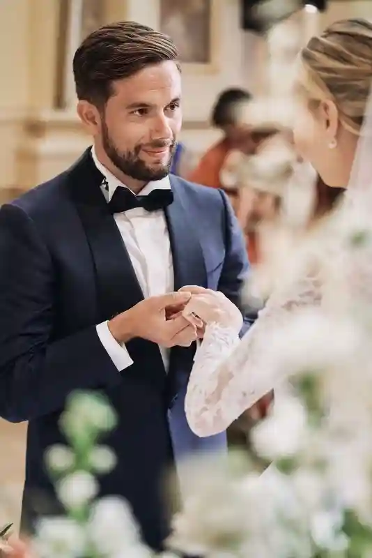 An Outdoor Wedding for Valeria and Carlos