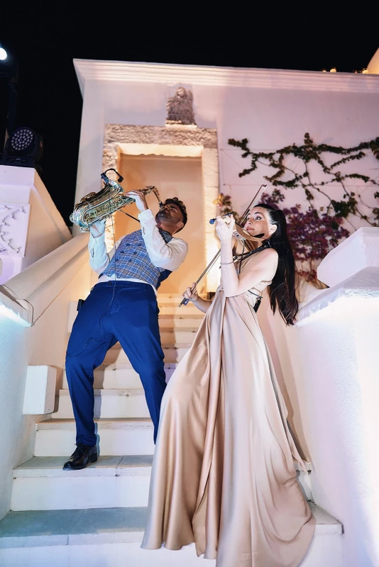 An Outdoor Wedding for Valeria and Carlos