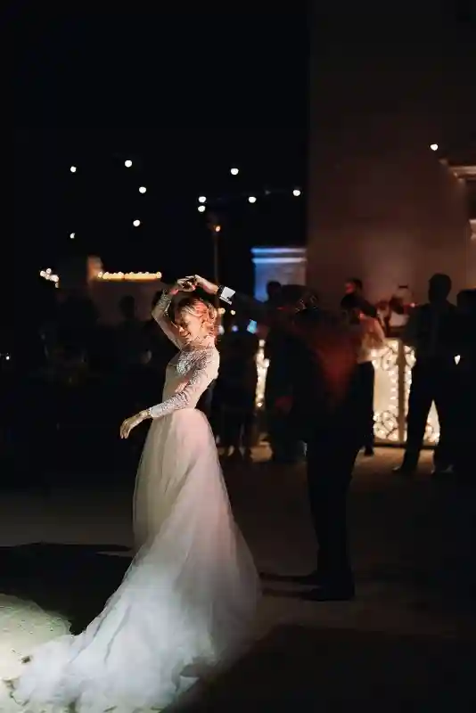 An Outdoor Wedding for Valeria and Carlos