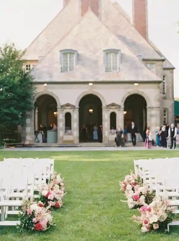 A Pink Wedding for Vanessa and David