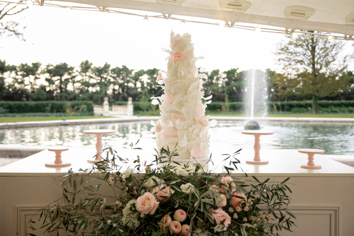 A Garden Wedding for Veronica and Arthur