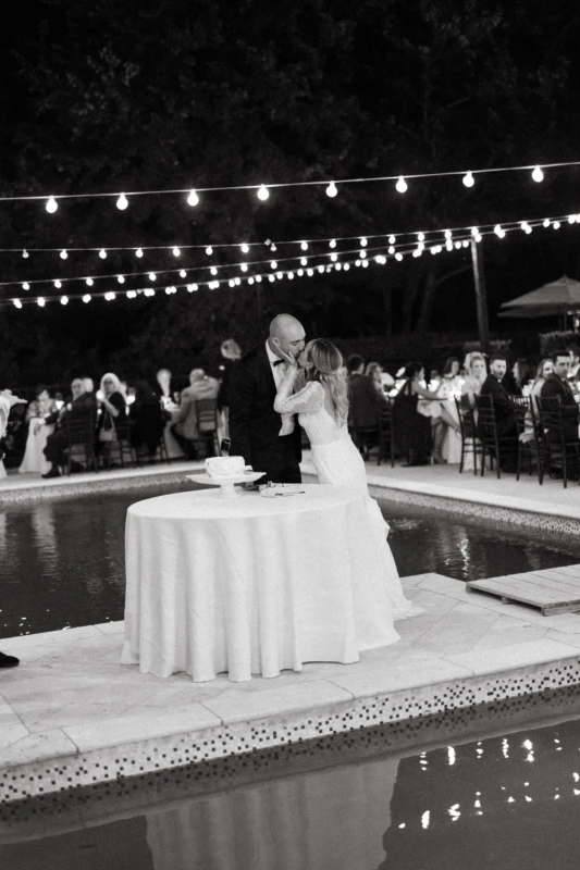 An Outdoor Wedding for Victoria and Nick