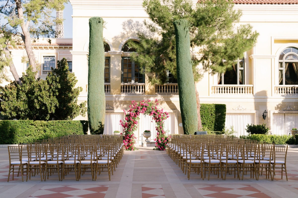 A Formal Wedding for Vivian and Benny