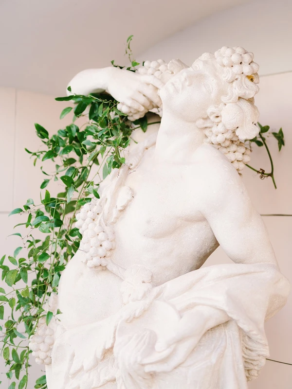 A Formal Wedding for Vivian and Benny