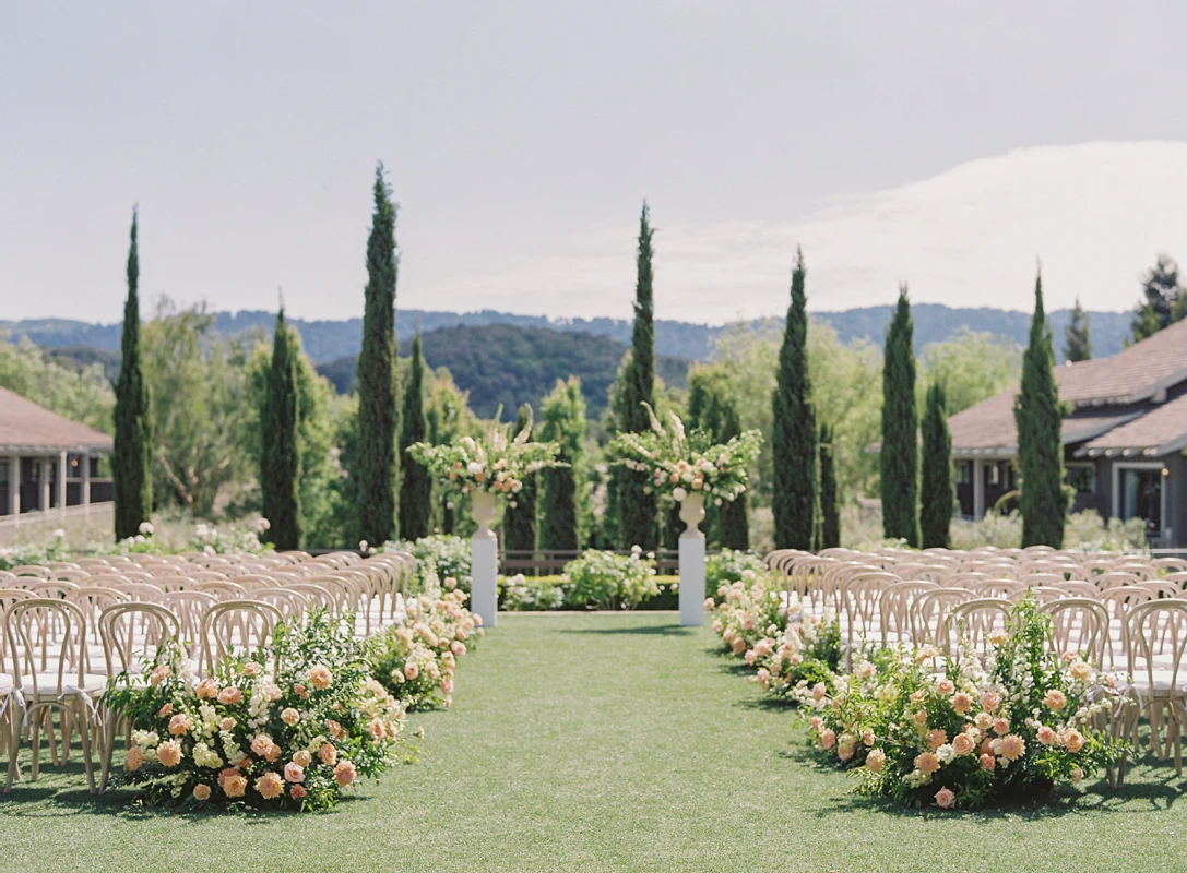 A Garden Wedding for Vivian and Jason