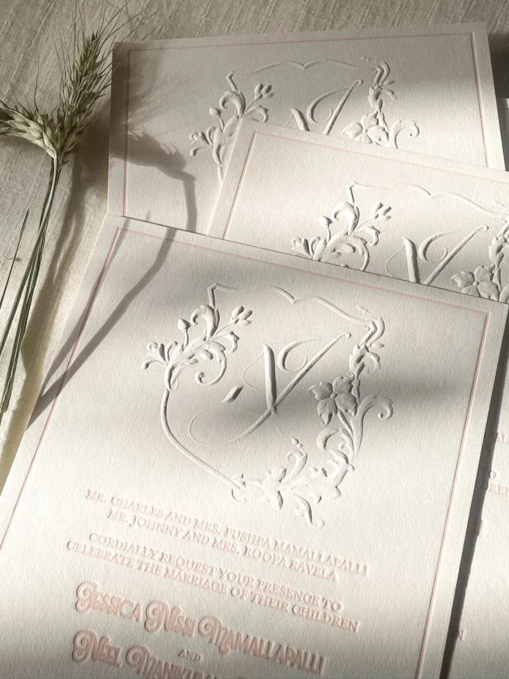 VS INVITATIONS LLC
