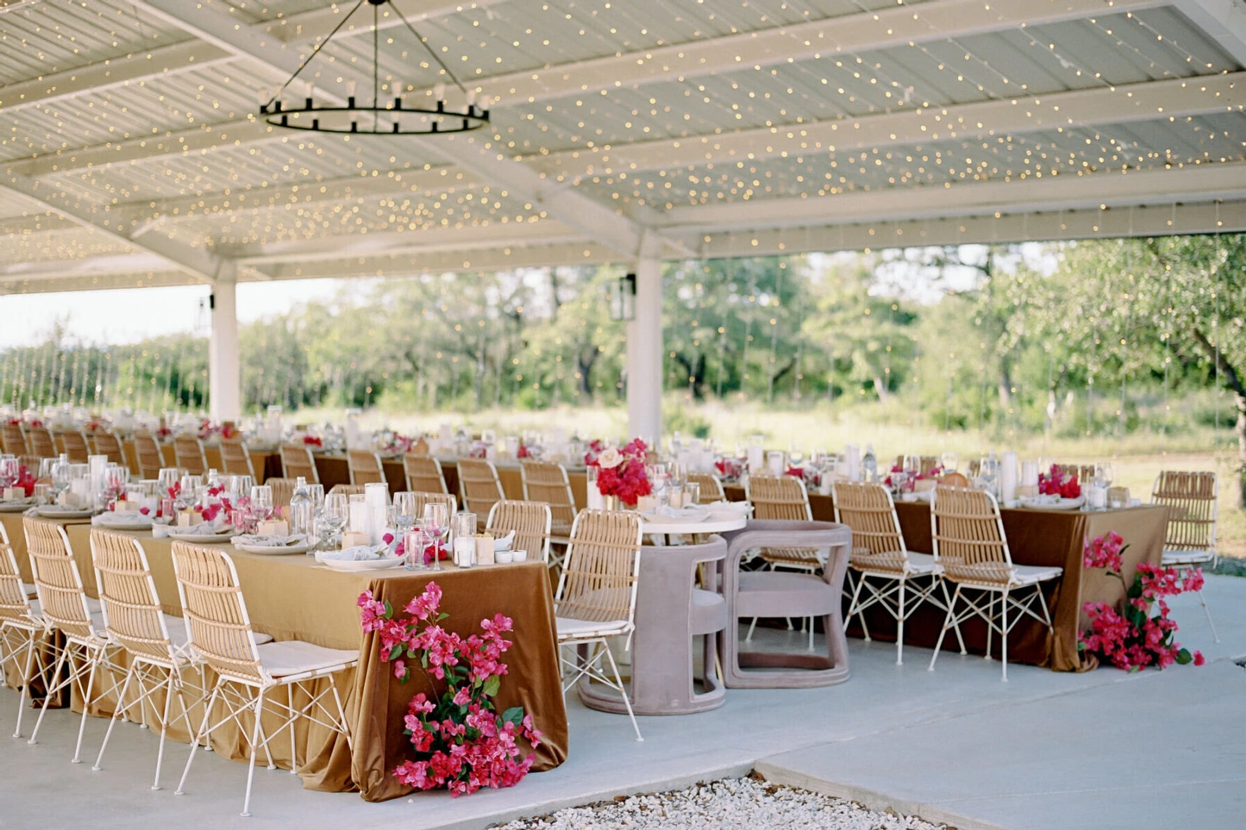 Pink wedding details: A modern barn wedding reception with pink and beige wedding details.