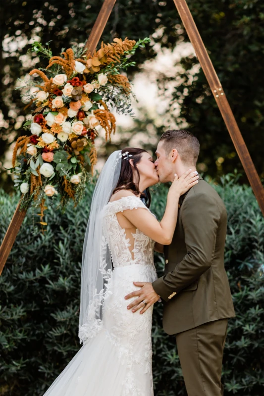 An Outdoor Wedding for Stefanie and Garrett