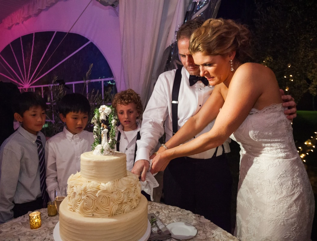 A Countryside Wedding for Whitney and Doug