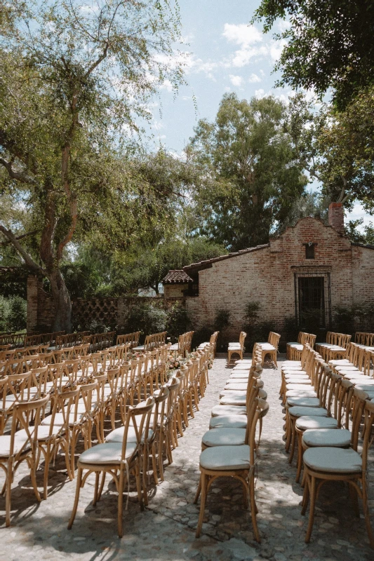 A Whimsical Wedding for Ximena and Edwin