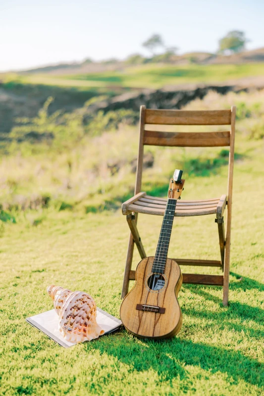 A Beach Wedding for Yuwei and Lewis 