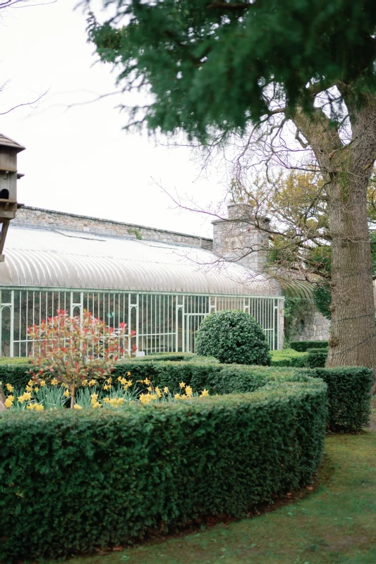 A Garden Wedding for Zoë and Kyle